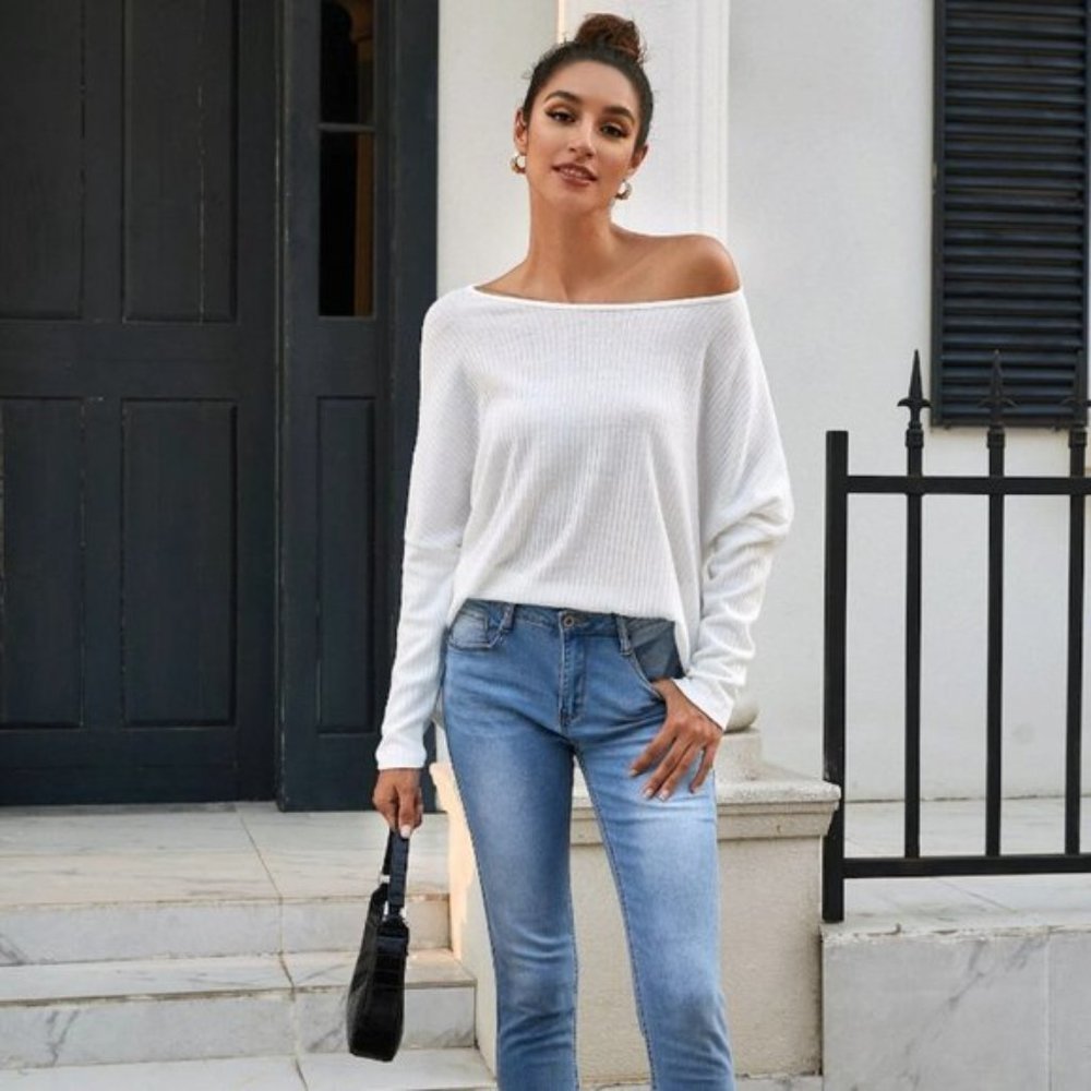 NWT High/Low White Sweater S, M, L - Picture 2 of 5